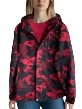REEBOK Softshell Jacket Camouflage Jacket in Red/Black Size Medium -- VINTAGE?